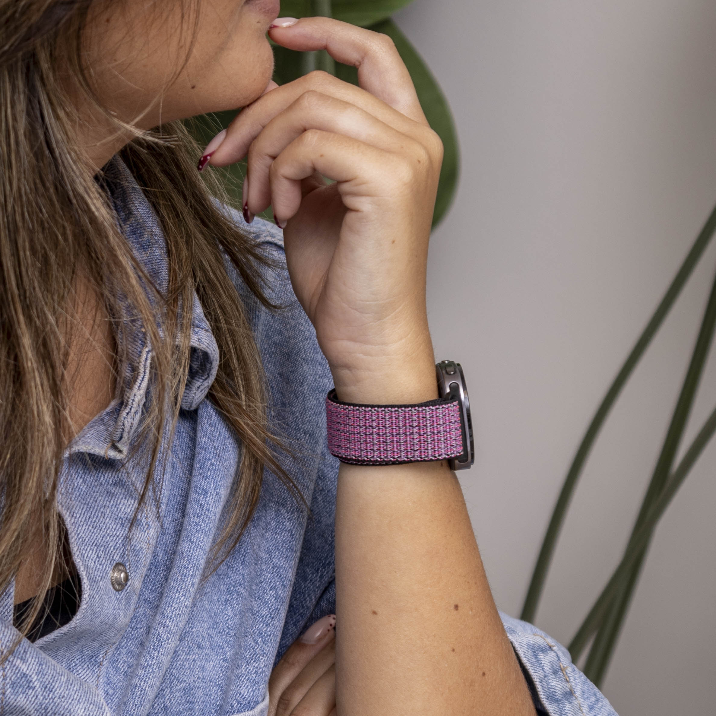 Samsung Galaxy Watch 8 - 40mm Nylonarmband (True Berry)