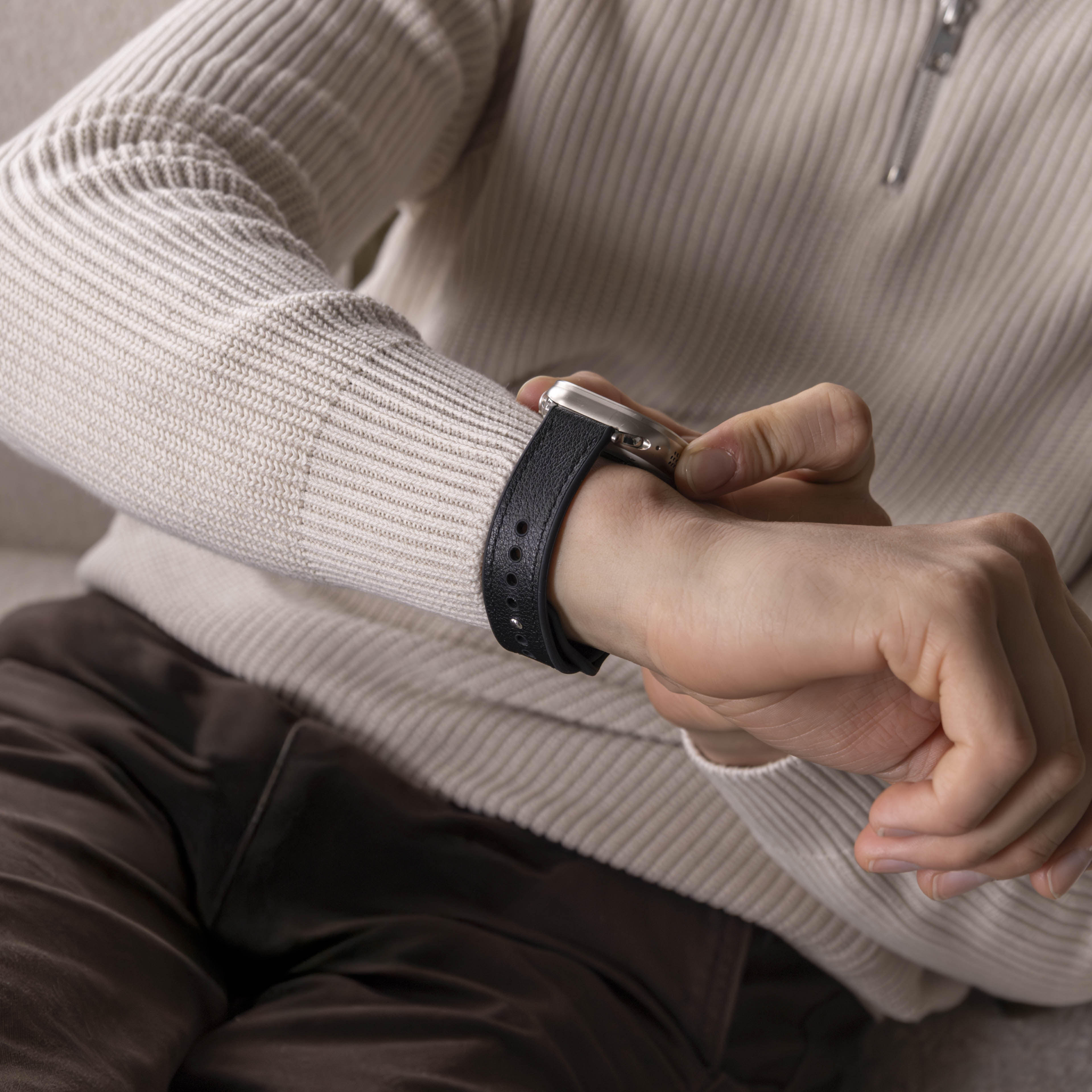 Apple Watch Ultra Leder Hybrid-Armband (Schwarz)