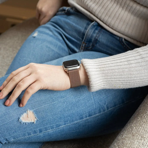 Milanese Strap, lifestyle photo