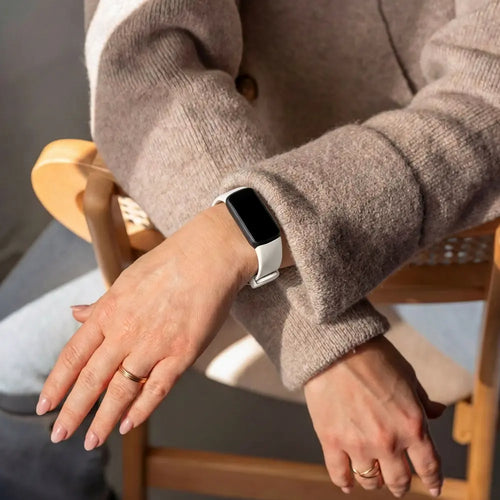 Fitbit Luxe Silicone Strap (White)