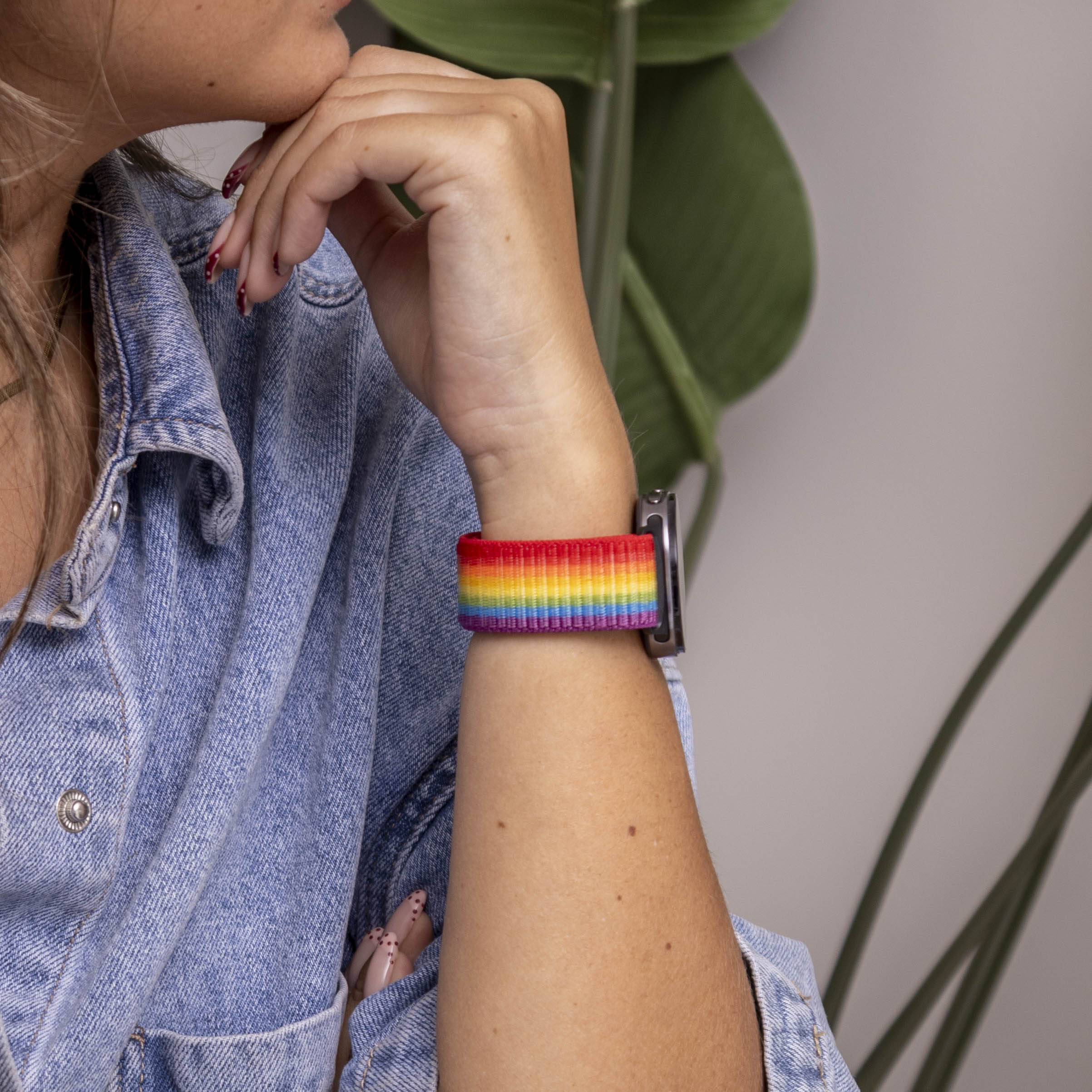 Samsung Galaxy Watch 9 - 44mm Nylonarmband (Regenbogen)