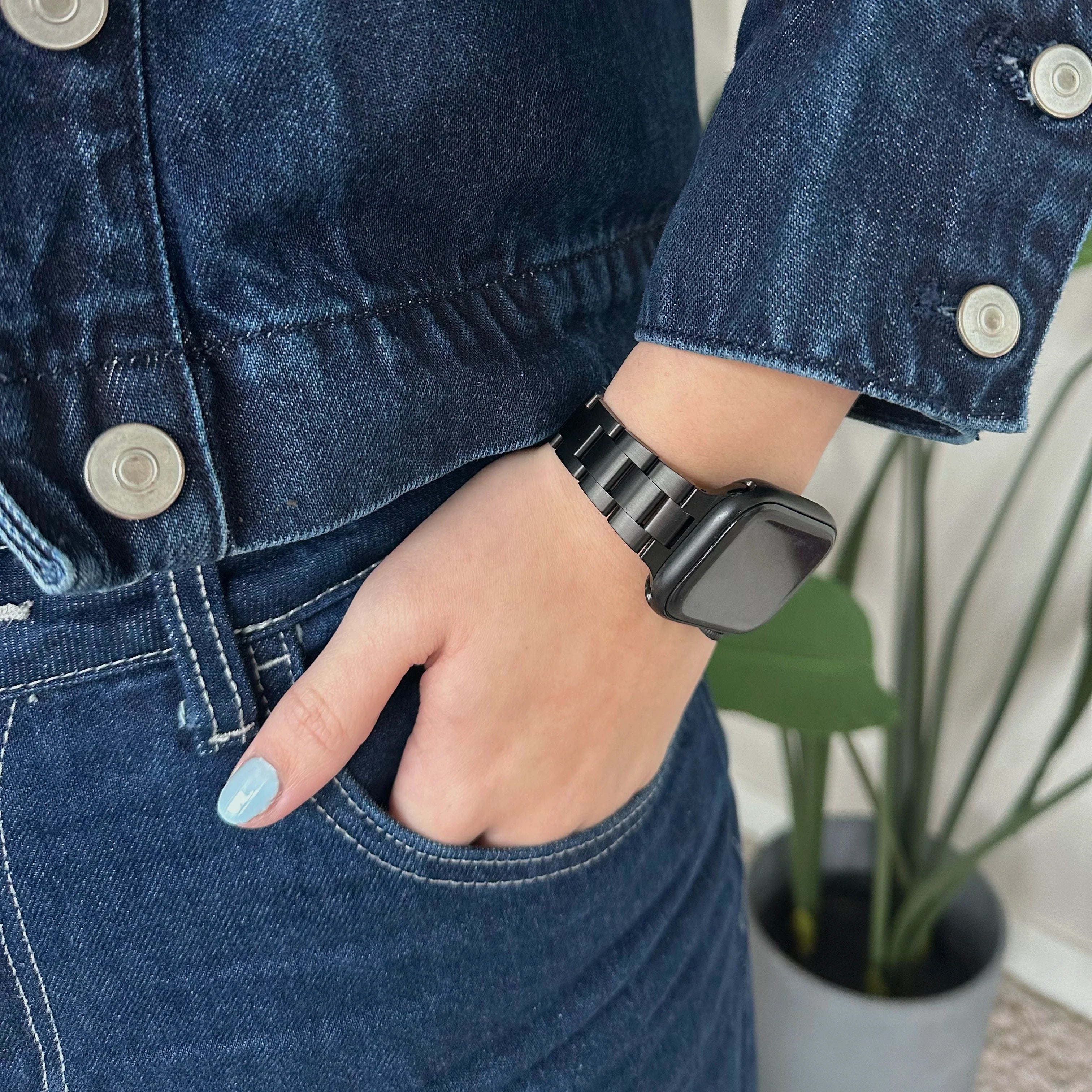 xoxo Wildhearts Apple Watch Feines Stahlarmband (Schwarz)