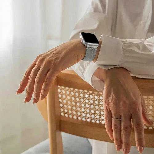 Bandz Apple Watch Milanese loop band (sterrenlicht)