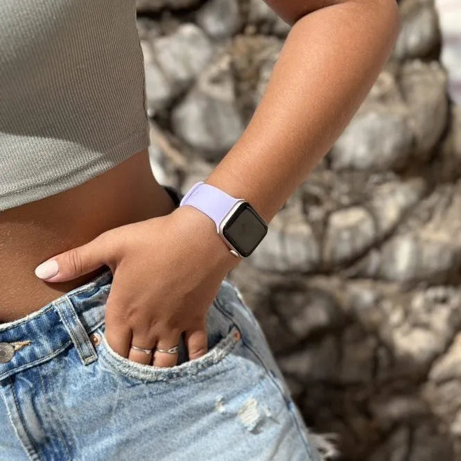 xoxo Wildhearts Apple Watch Silikonarmband (Flieder)