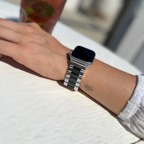 Steel Strap, silver/black, lifestyle photo