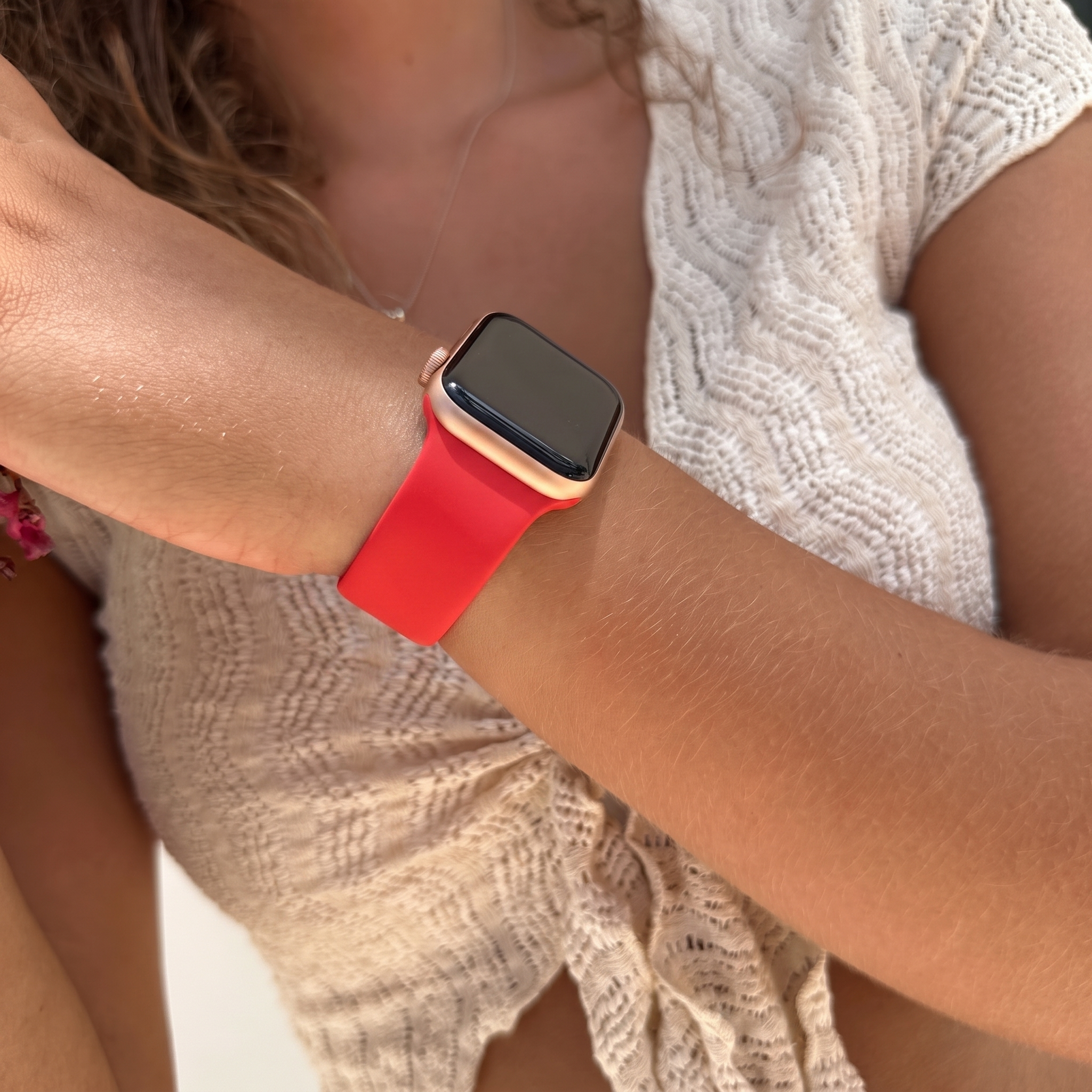 xoxo Wildhearts Apple Watch Silikonarmband (Rot)