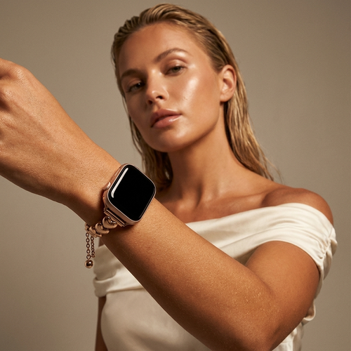 Steel Strap 'Hearts', rose gold, lifestyle photo