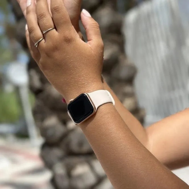 xoxo Wildhearts Apple Watch Silikonarmband (Beige)