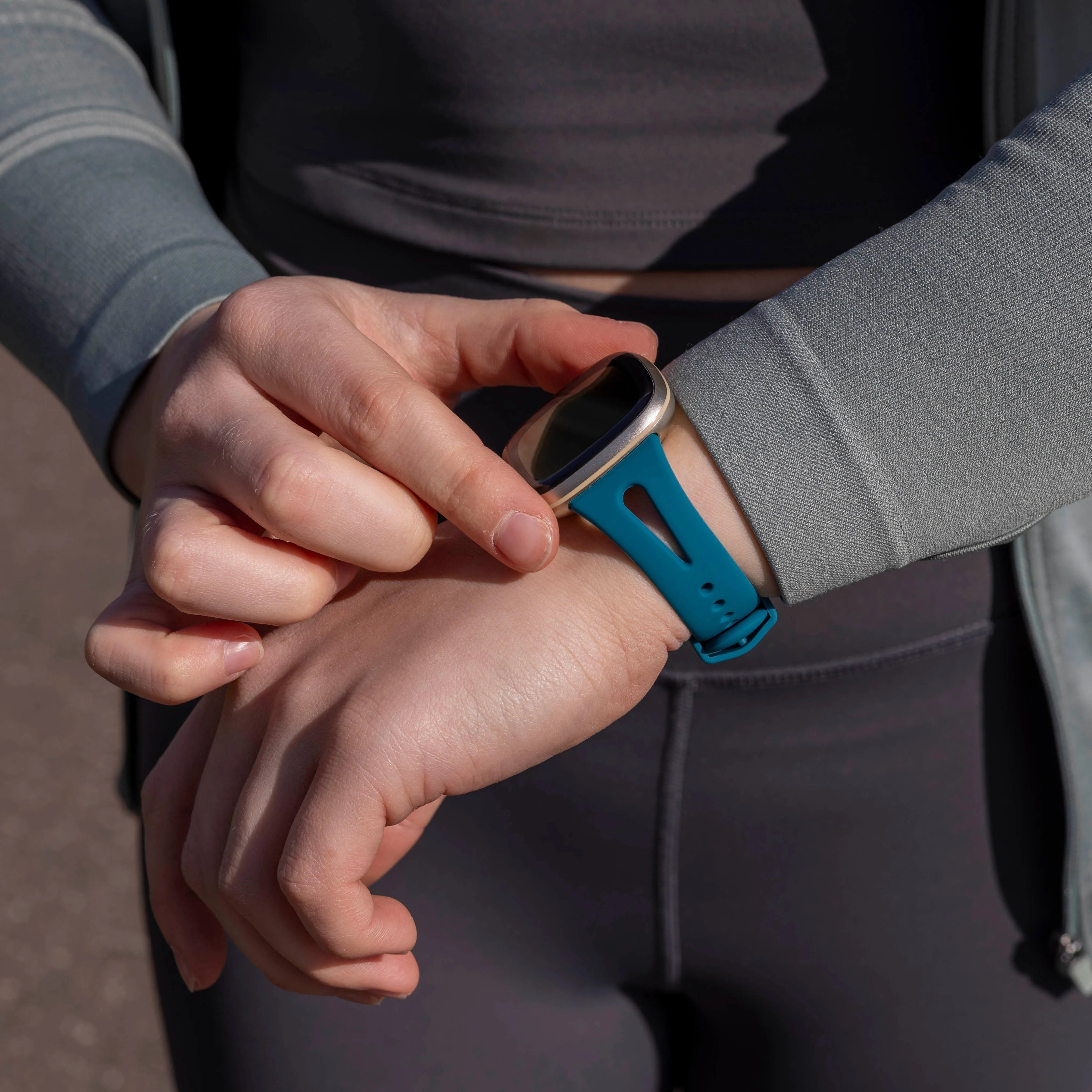 Fitbit Versa 3 Luxus-Silikonarmband (Grünblau)