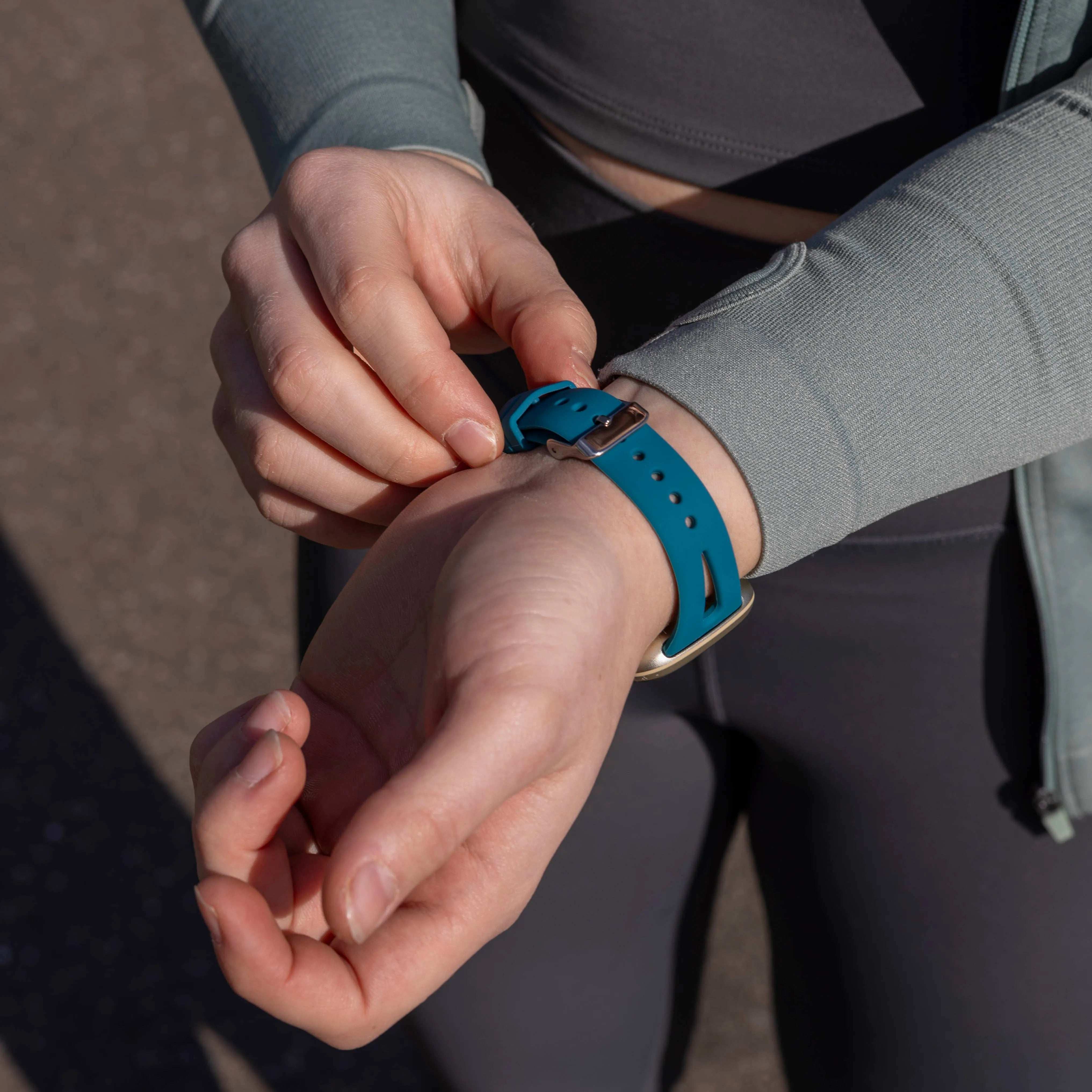 Fitbit Versa 3 Luxus-Silikonarmband (Grünblau)