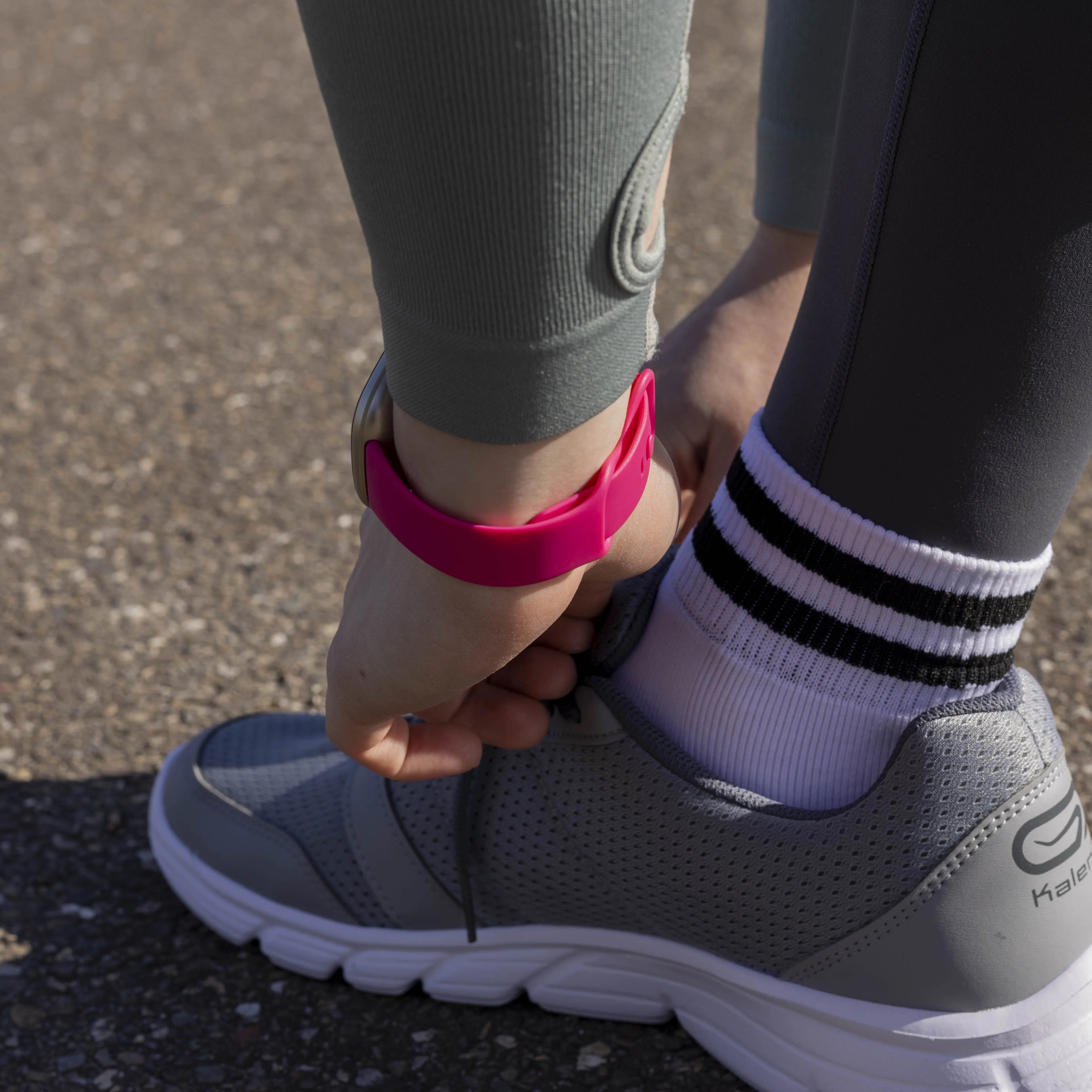 Fitbit Sense Silikonarmband Classic (Pink)