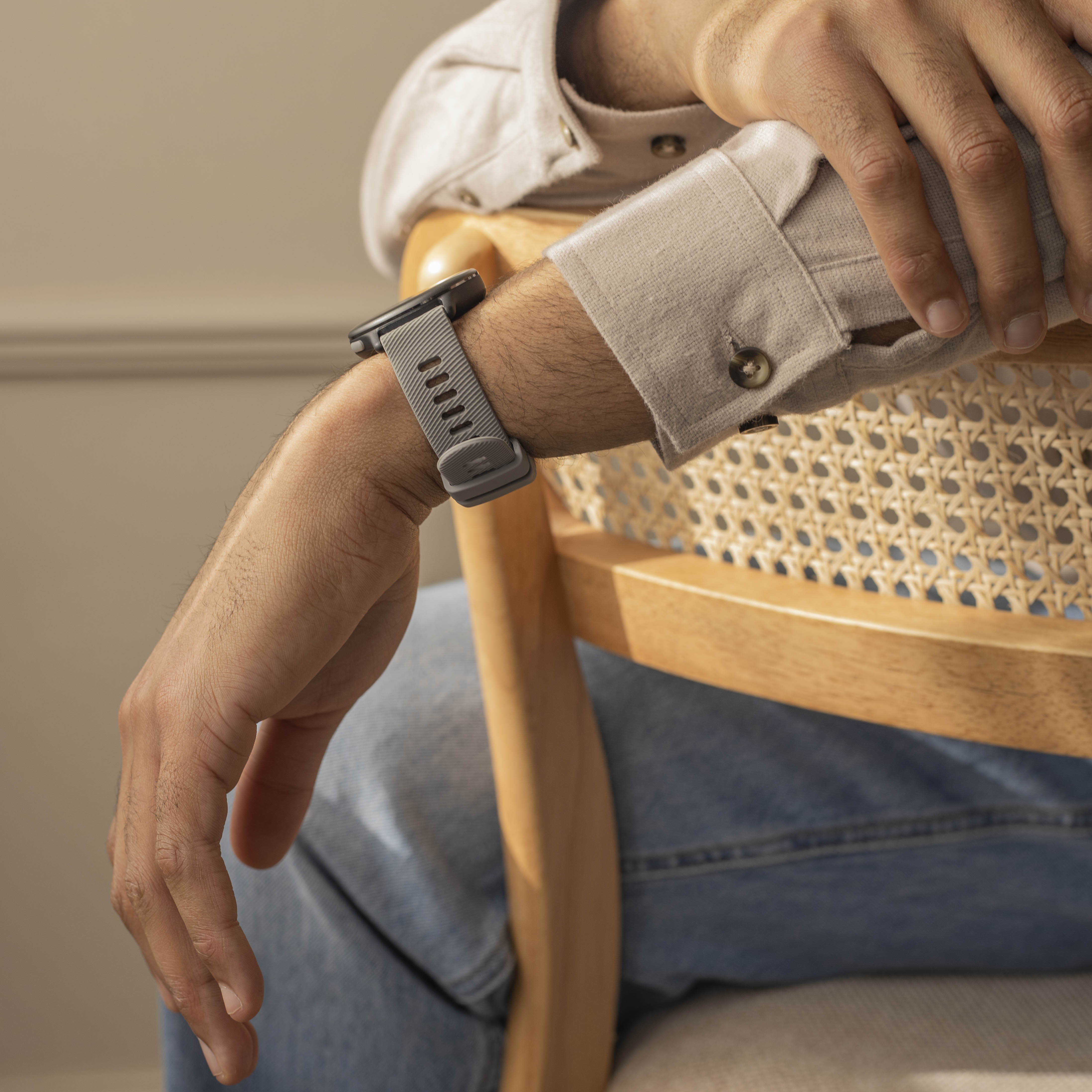 Garmin Vivomove Style Silikonarmband (Hellgrau)