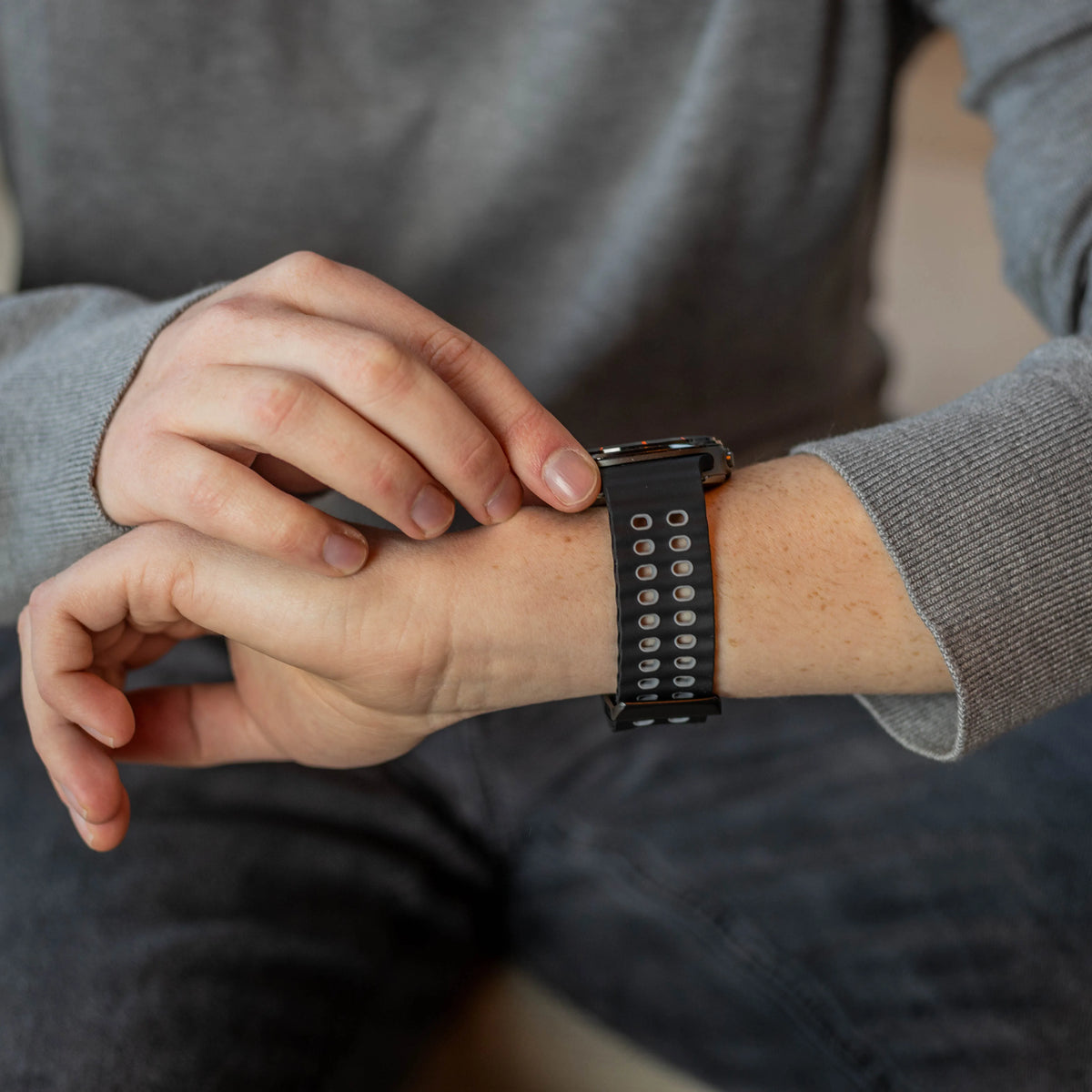 Wave Silicone Strap Duo, black/grey, lifestyle photo