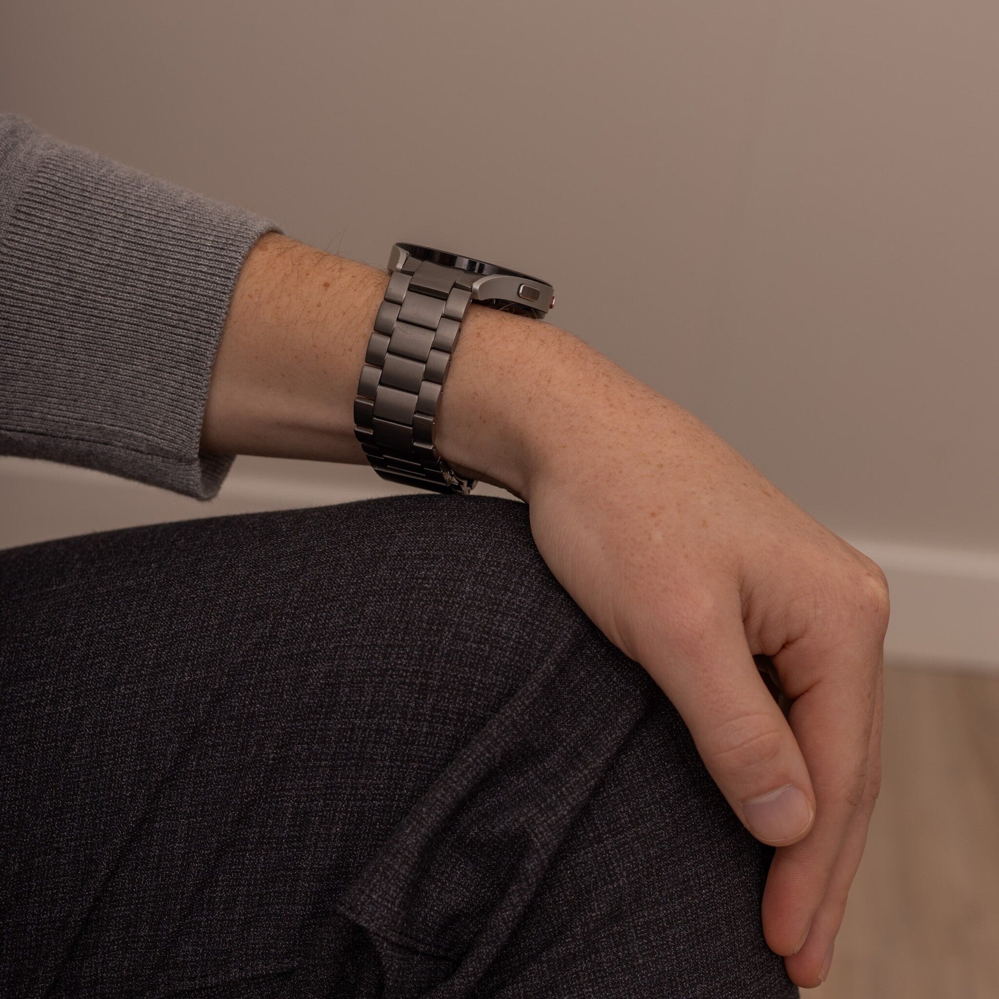 Samsung Galaxy Watch 6 Classic 47mm Titan Armband (Graphit)