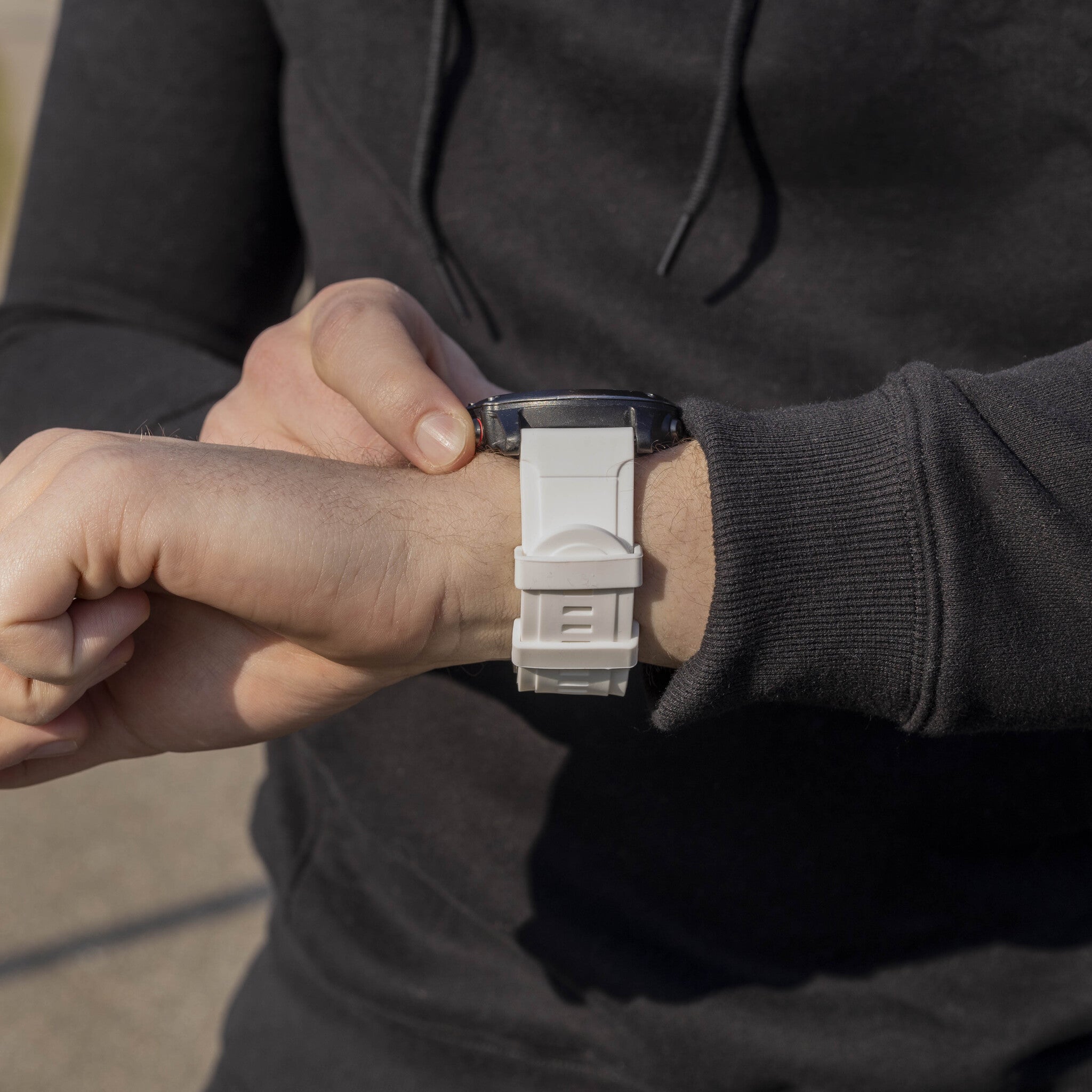 Garmin Fenix 7x Glänzendes Silikonarmband (Weiß)