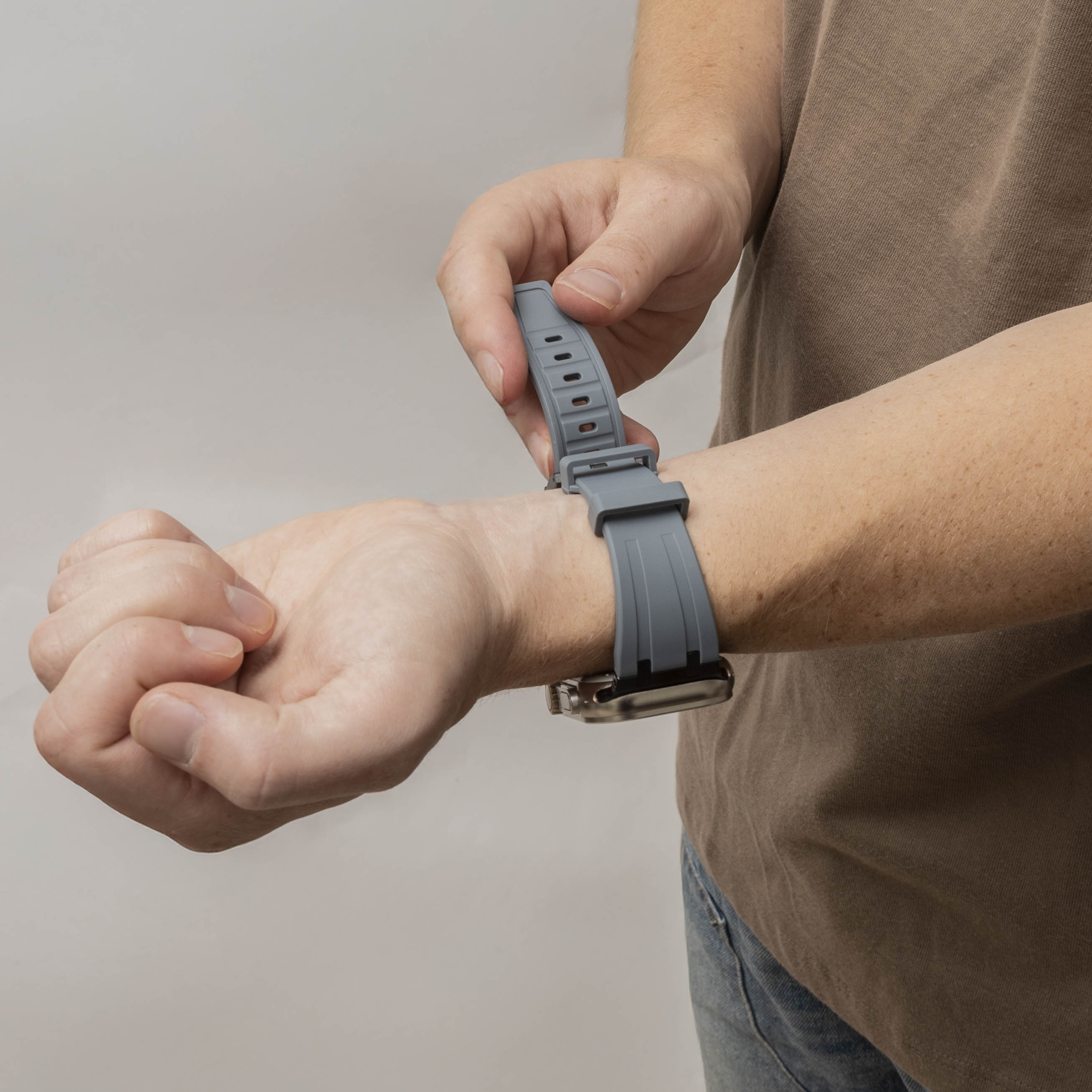 Apple Watch Ultra Luxus Liquid Silikonarmband (Dunkelgrau mit Schwarz)