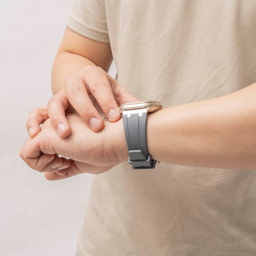 Bandz Apple Watch Ultra Silikonarmband Luxus Liquid (Dunkelgrau mit Silber)