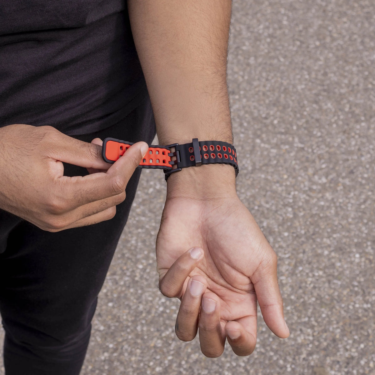 Silicone Ocean Strap, black/red, lifestyle photo