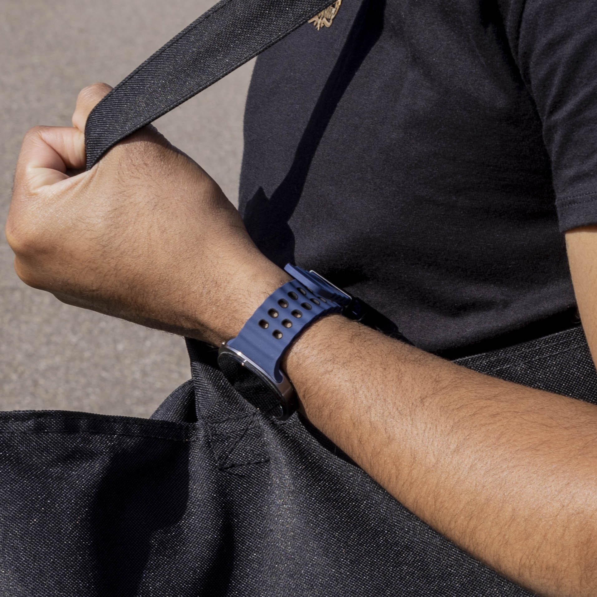 Samsung Galaxy Watch 9 - 44mm Ocean Armband (Dunkelblau/Schwarz)