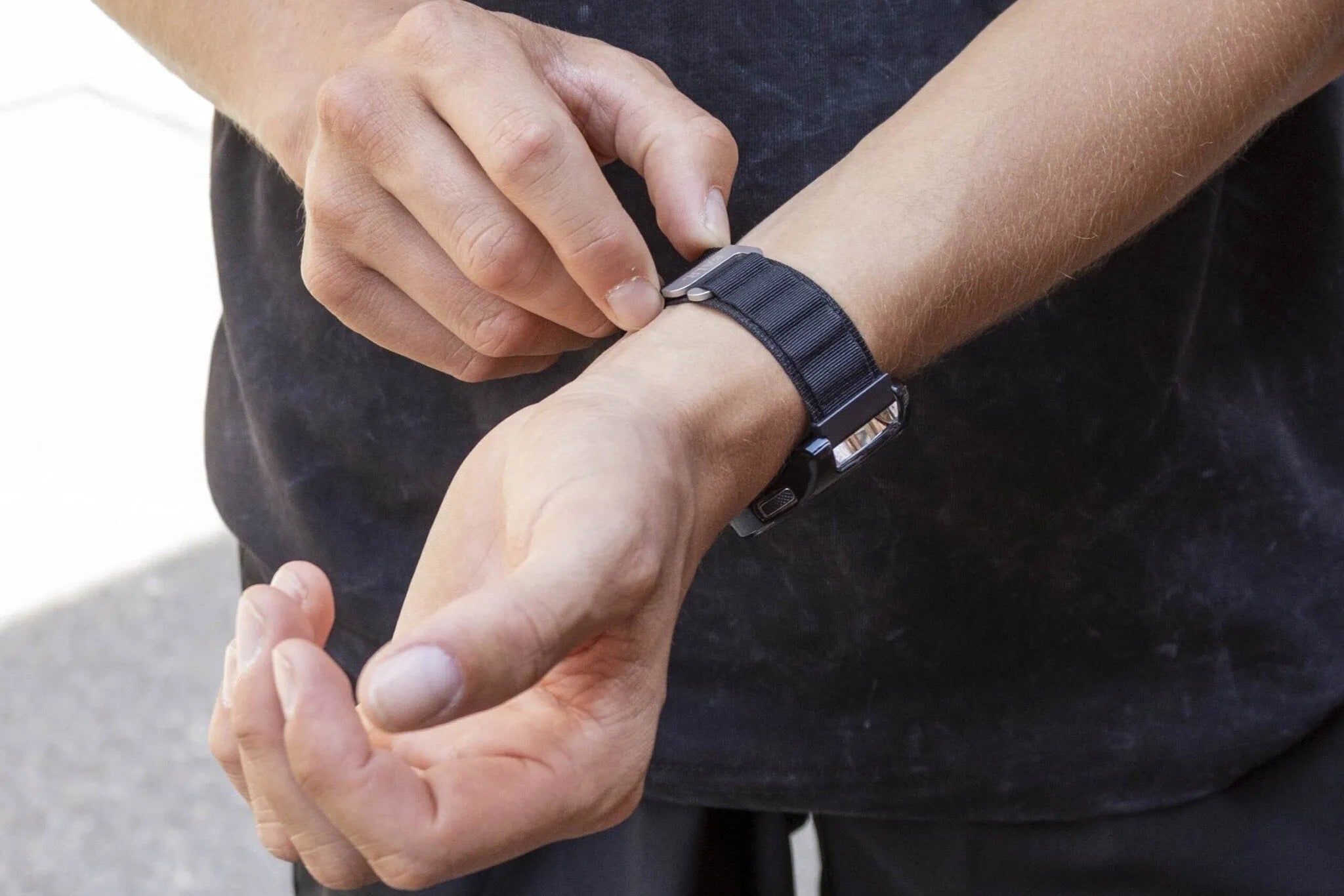 BALR Polar Grit X Alpine Loop Armband (Schwarz)