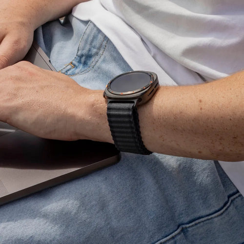 Samsung Galaxy Watch Ultra Outdoor Nylonarmband (Schwarz)
