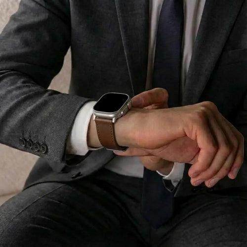Nomad Modern Apple Watch leren bandje (bruin/zilver)