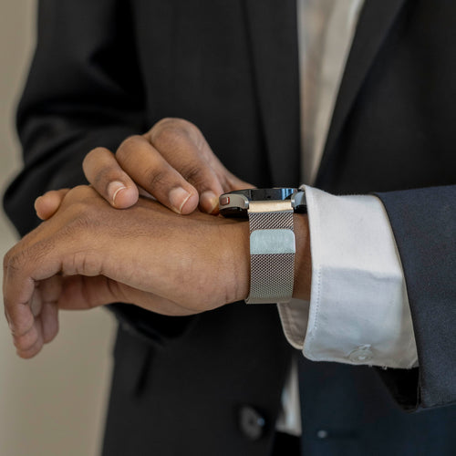 Samsung Galaxy Watch 5 - 40mm Milanese Strap (Titanium)