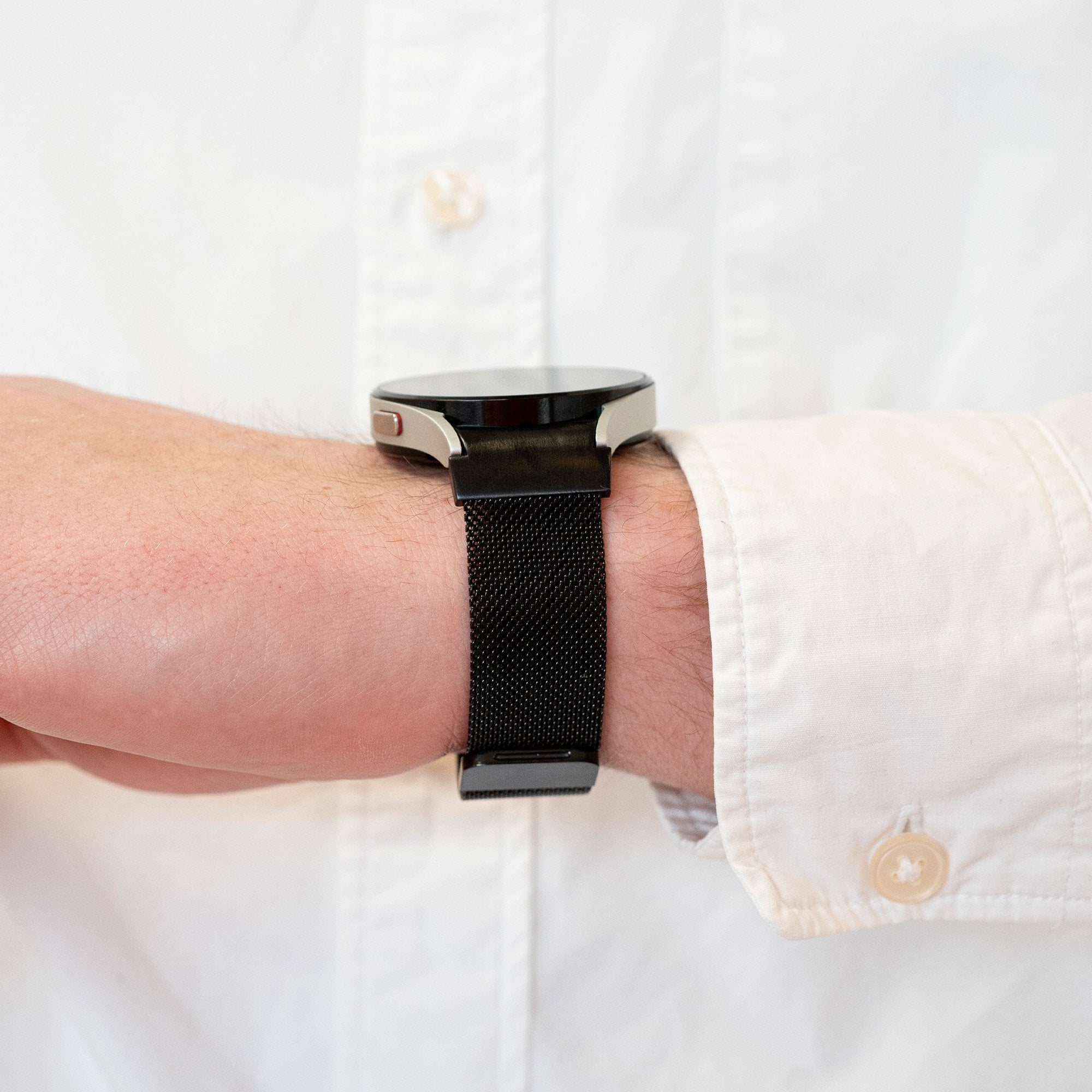 Milanese Strap 'One Push', black, lifestyle photo
