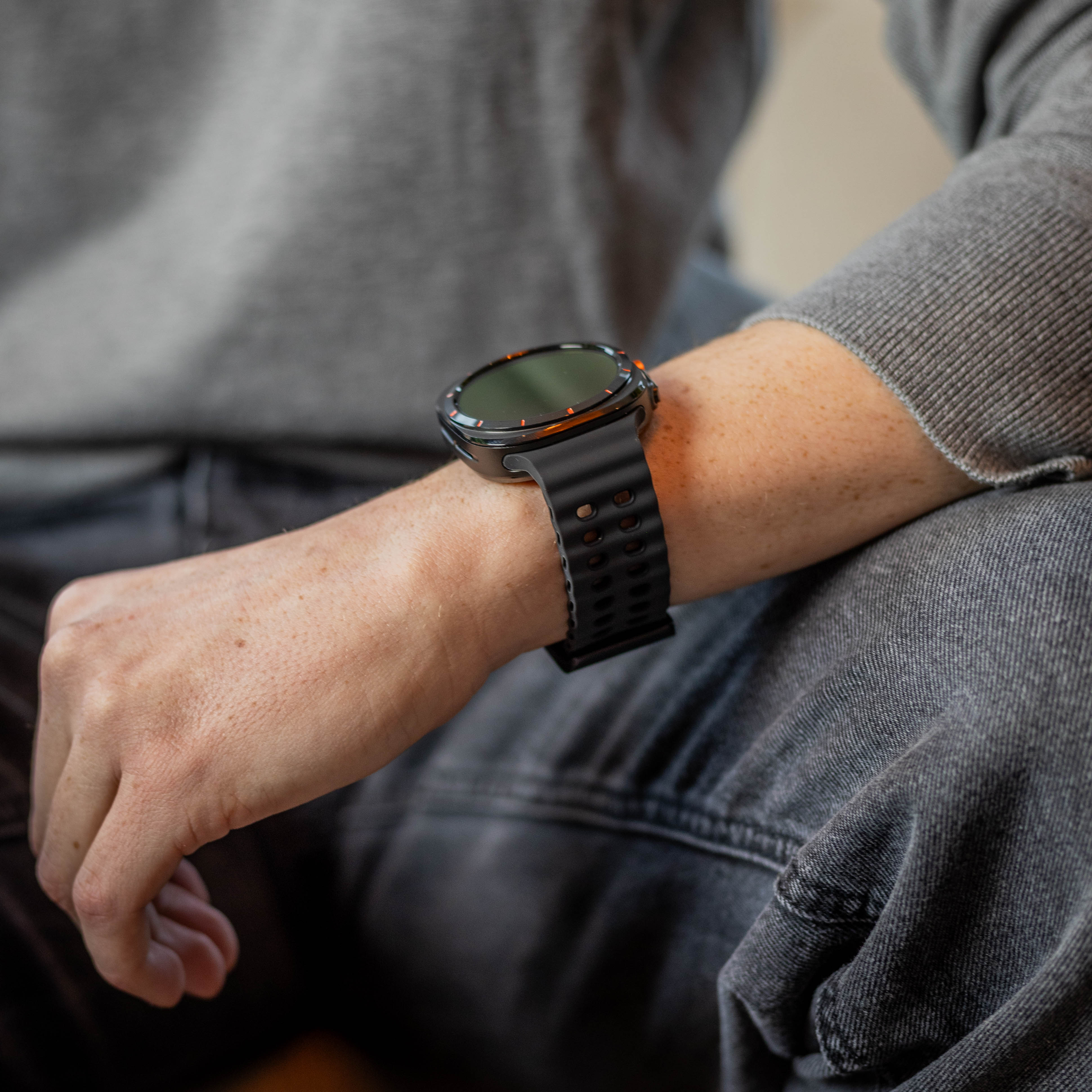 Samsung Galaxy Watch Ultra 2 Wave Silikonarmband Duo (Dunkelgrau/Schwarz)