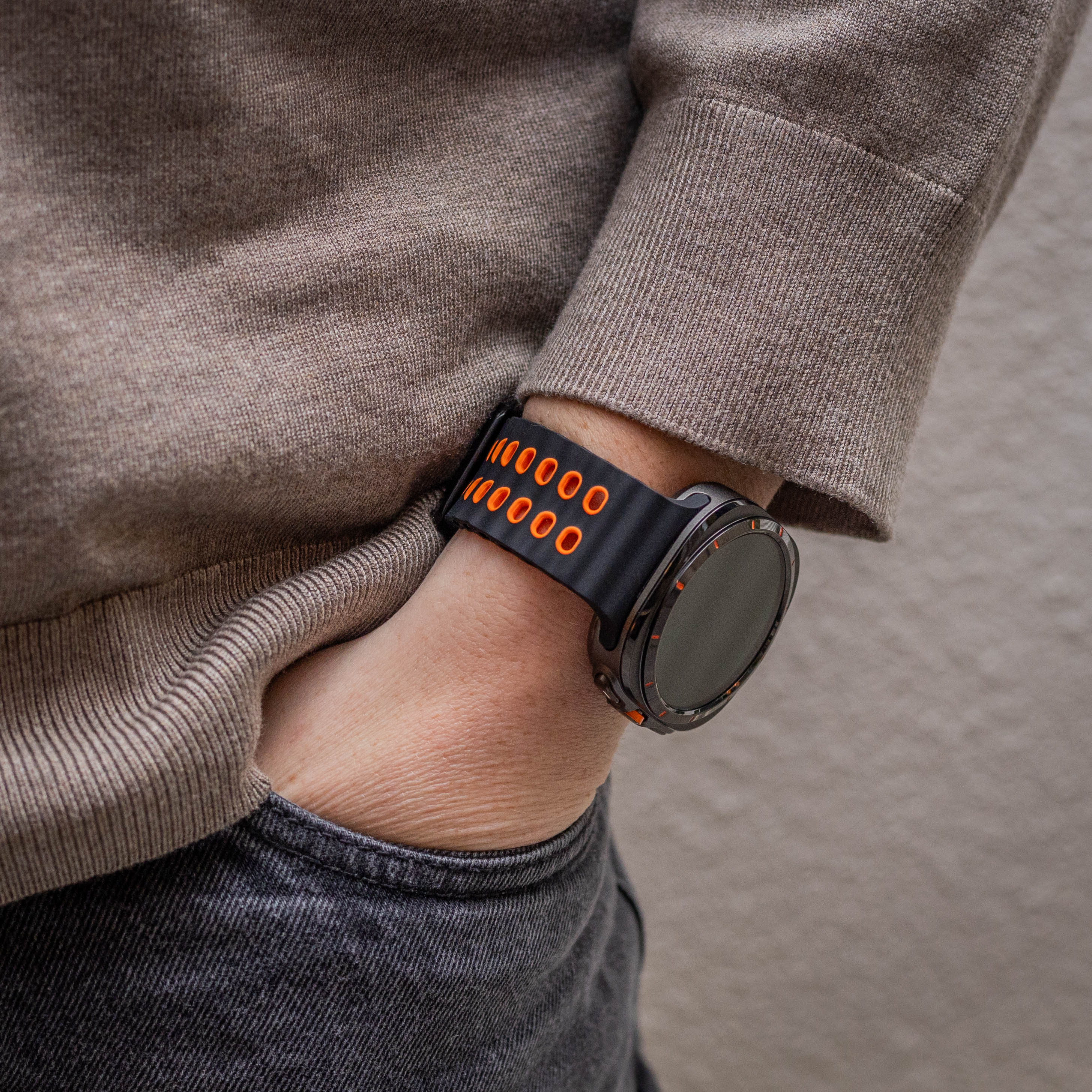 Samsung Galaxy Watch Ultra 2 Wave Silikonarmband Duo (Schwarz/Orange)