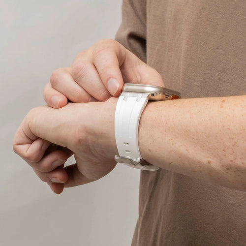 Apple Watch Luxus Liquid Silikonarmband (Weiß mit Silber)