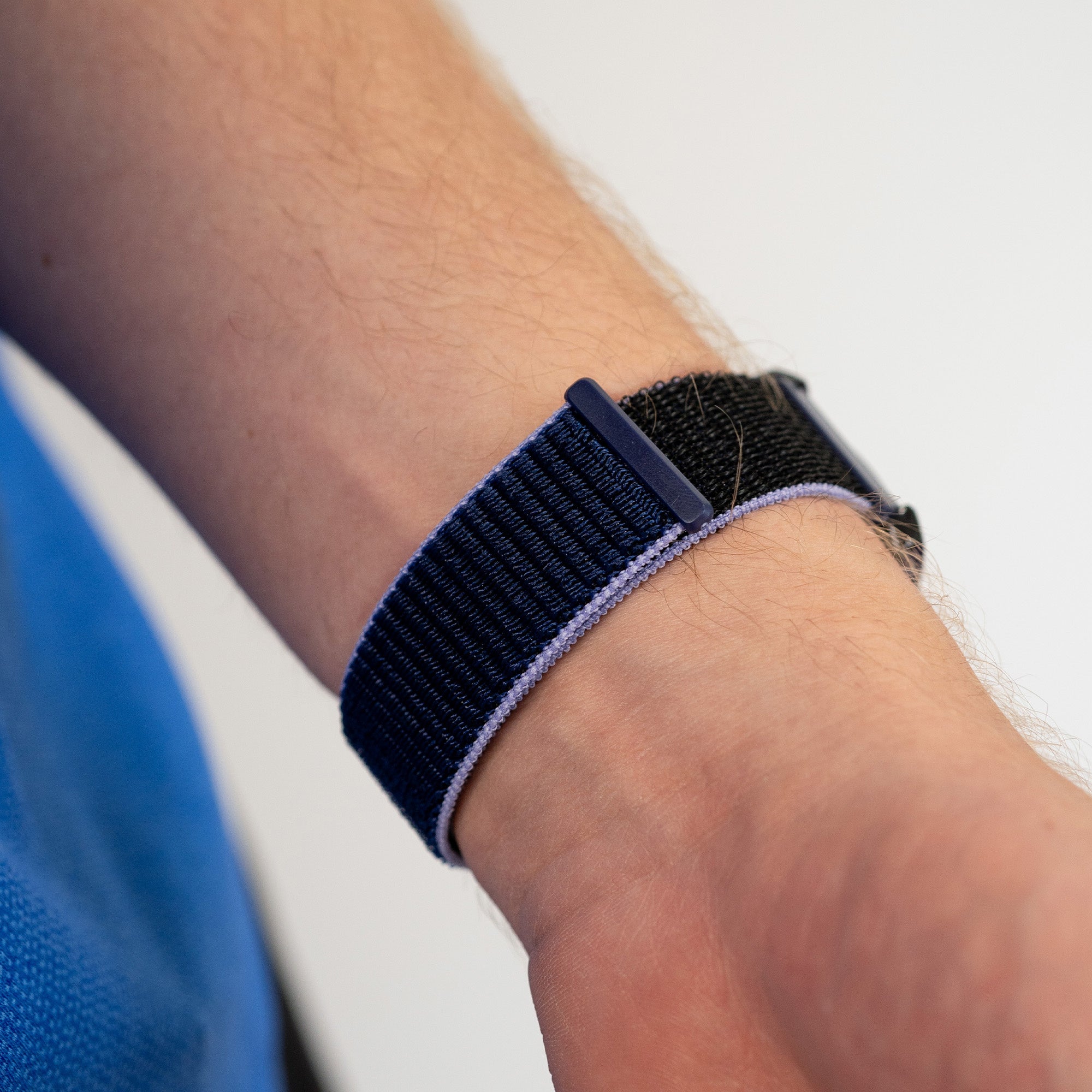 Garmin Forerunner 255 Nylonarmband (Blau/Schwarz)