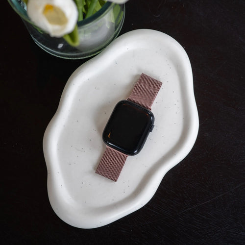 Milanese Strap, pink, lifestyle photo