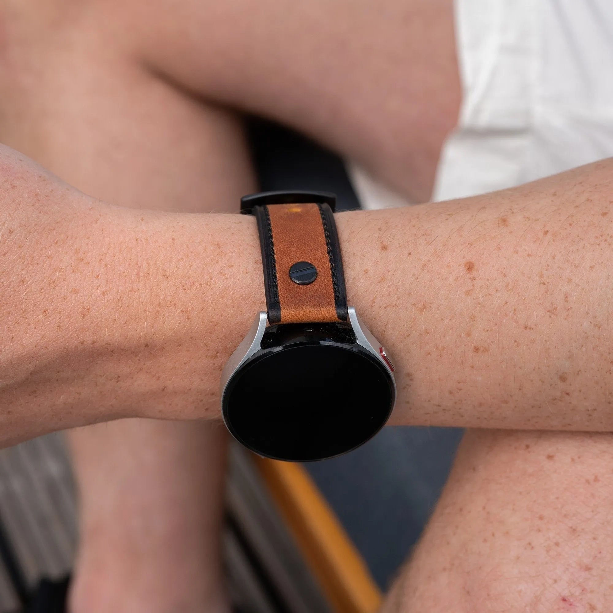 Oppo Watch X2 Lederarmband mit Schraube (Schwarz)