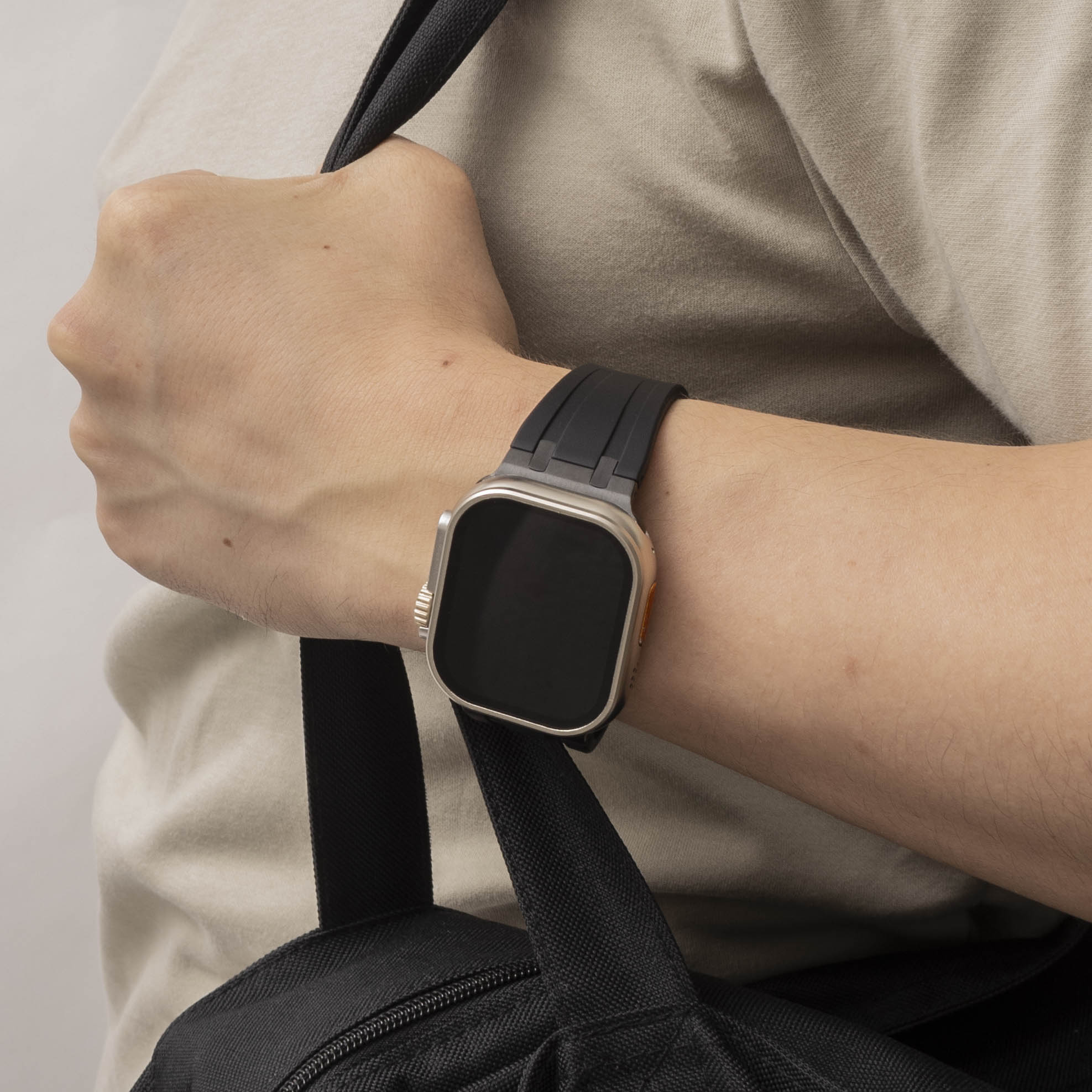 Bandz Apple Watch Ultra Silikonarmband Luxus Liquid (Schwarz mit Schwarz)