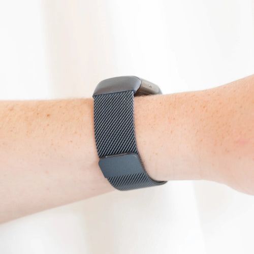 Fitbit Charge 6 Milanese-Armband (Space Grey)