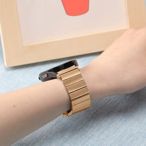 Metal Strap, rose gold, lifestyle photo