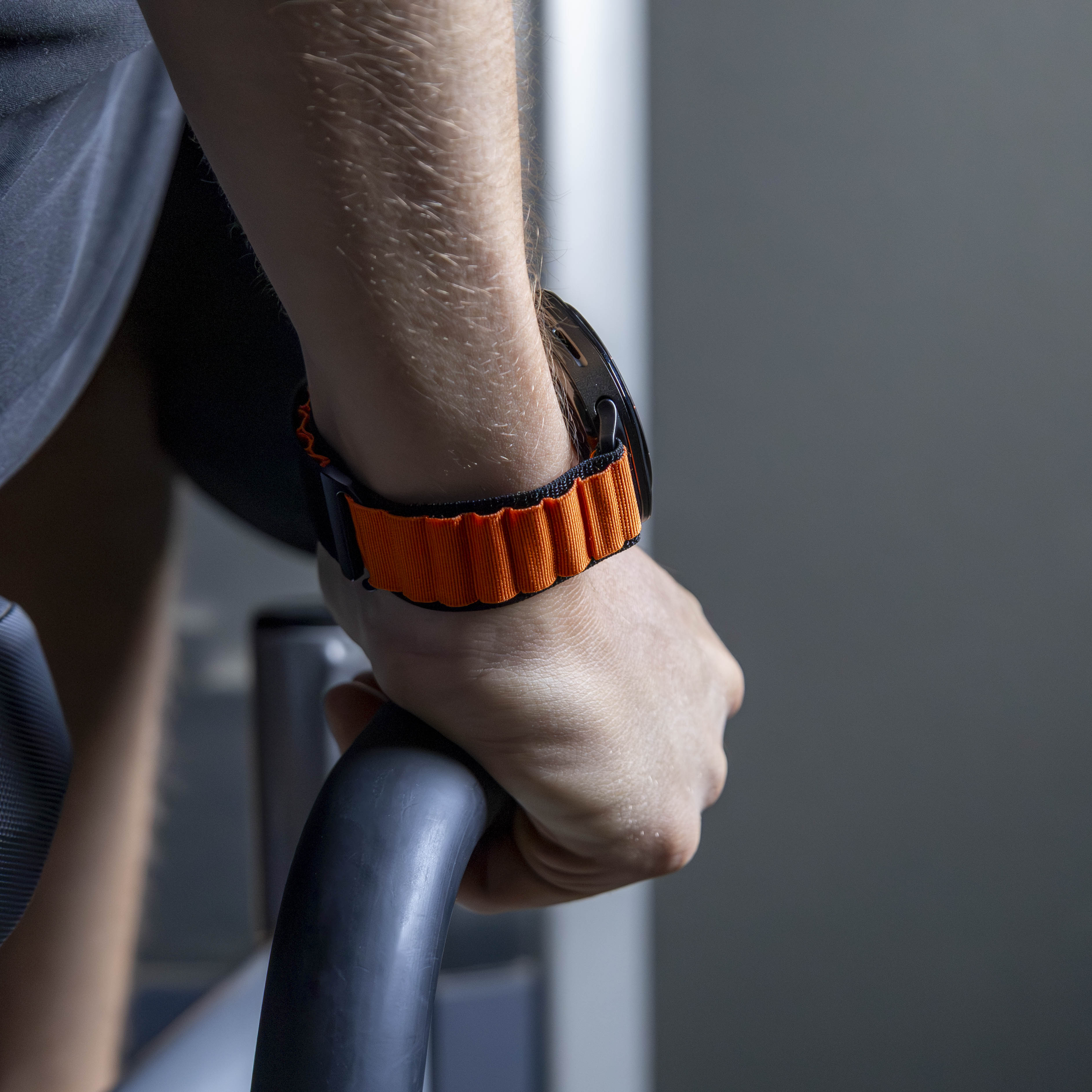 Samsung Galaxy Watch Ultra 2 Alpine Nylon Armband (Schwarz/Orange)