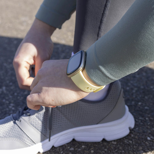Fitbit Sense Silikonarmband Classic (Hellgelb)