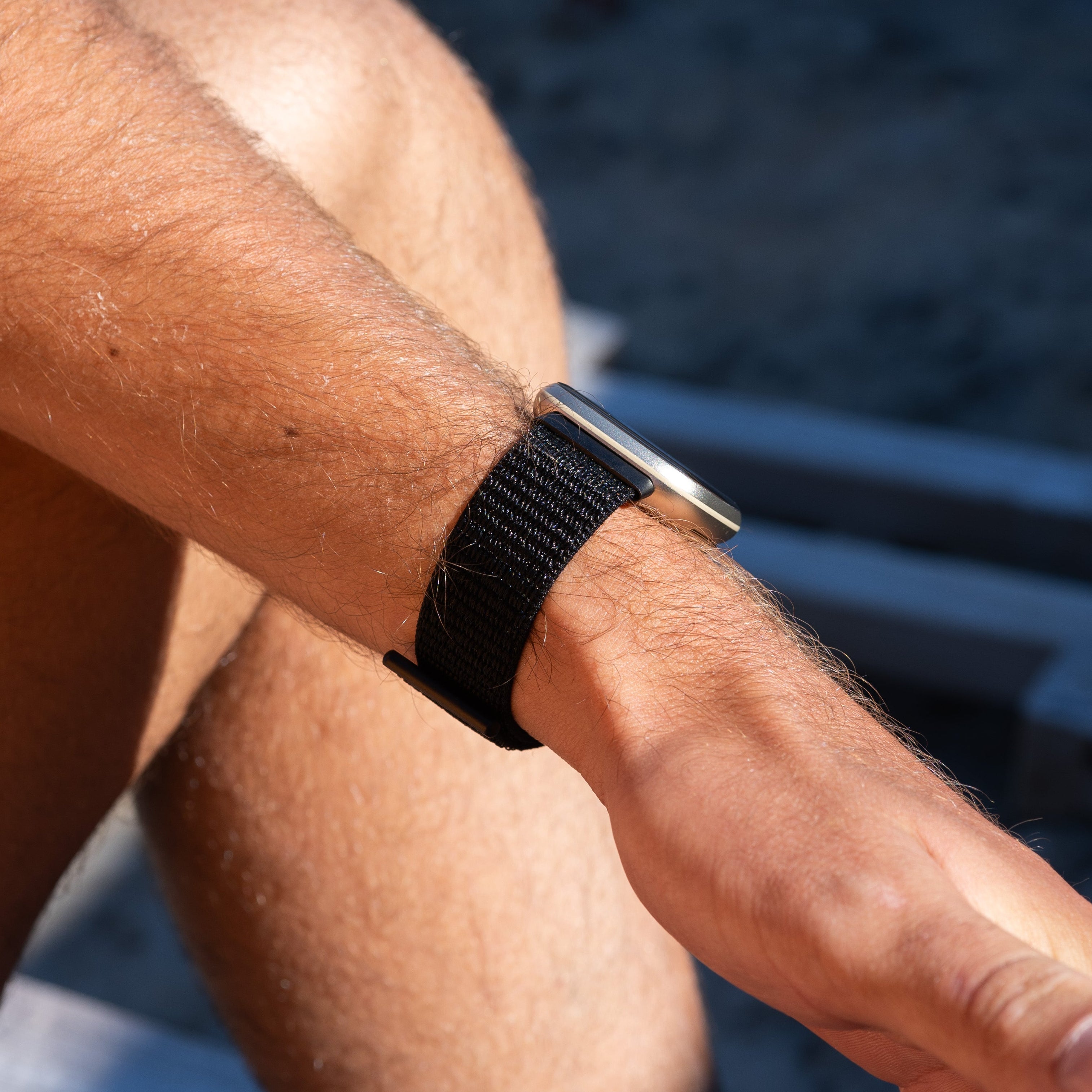 Fitbit Versa 3 Nylonarmband (Schwarz)