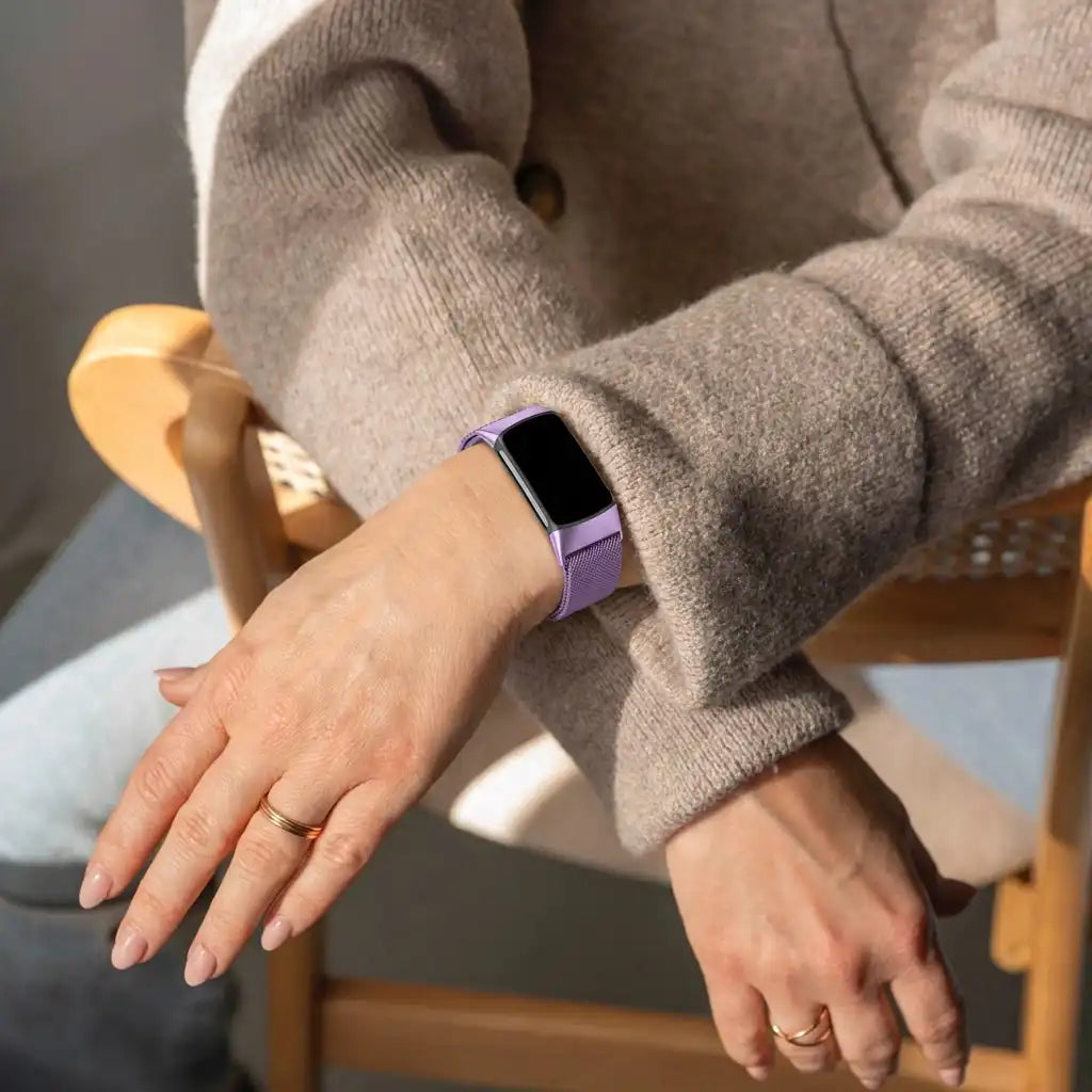 Fitbit Charge 6 Milanese Armband (Flieder)