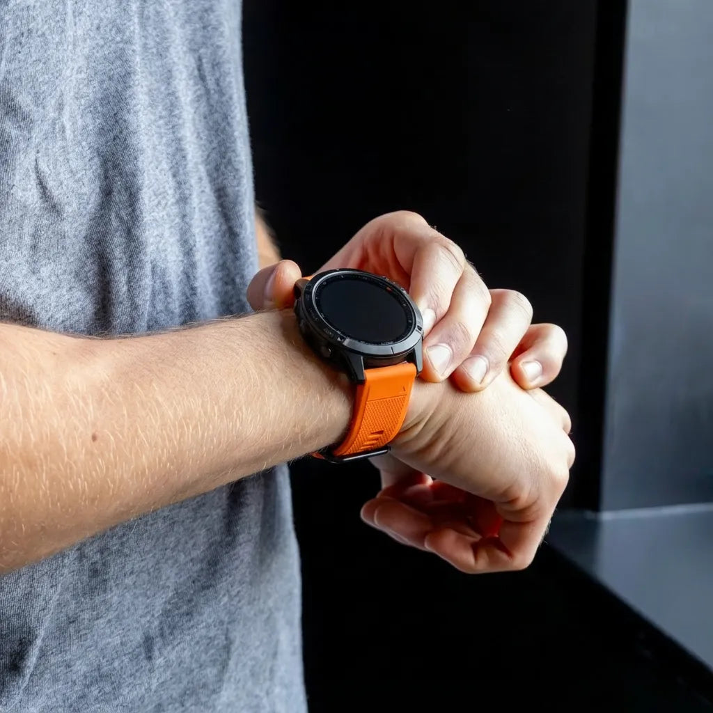 Garmin Descent G2 Silicone Strap (Orange)