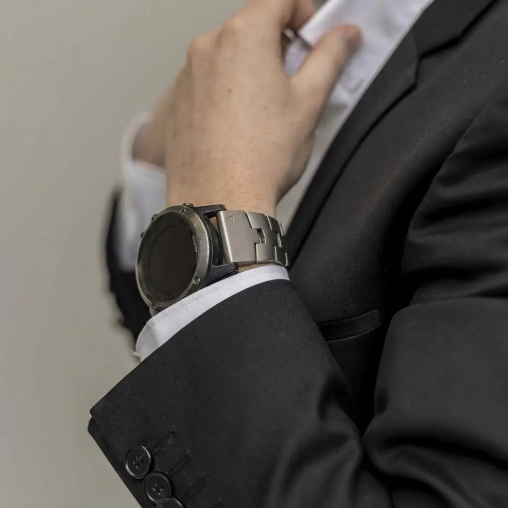 Garmin Instinct Titanarmband (Titanium)