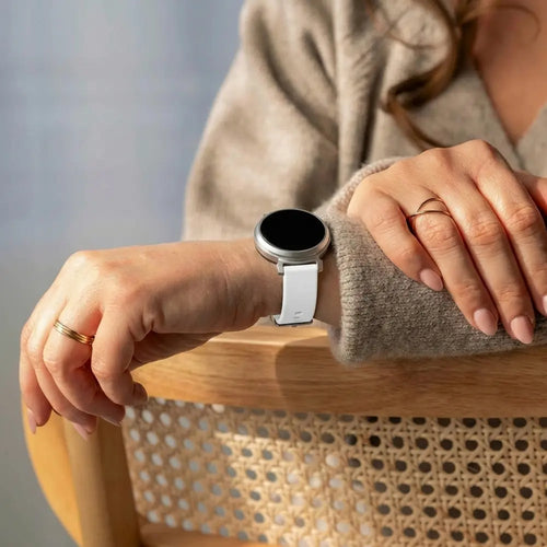 Pebble Round 2 - 14mm Silicone Classic Strap (White)