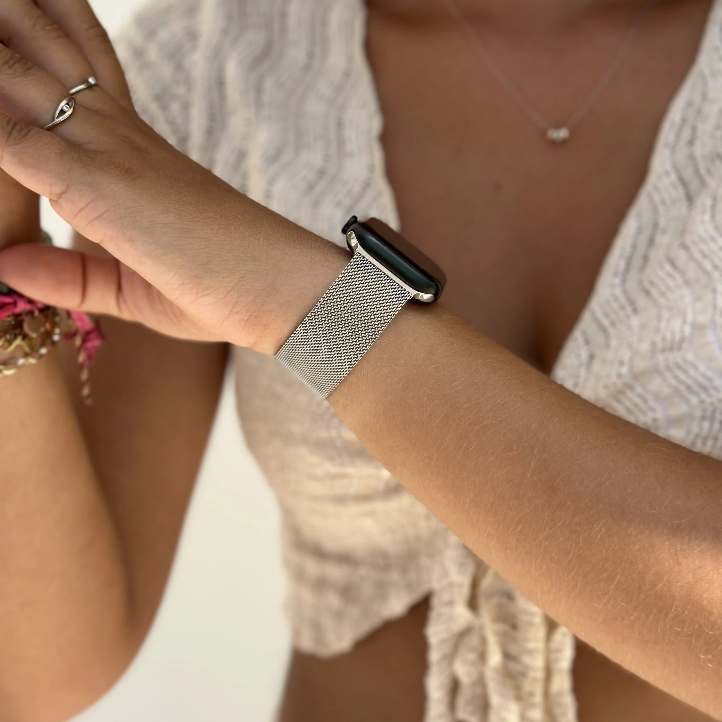 xoxo Wildhearts Apple Watch Milanaise Armband (Polarstern)