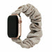 Apple Watch Scrunchie Armband (Glänzendes Beige)