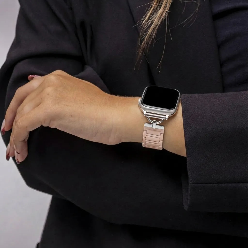 Bandz Apple Watch Magnetisches Silikonarmband 'Slim' (Milk Tea)
