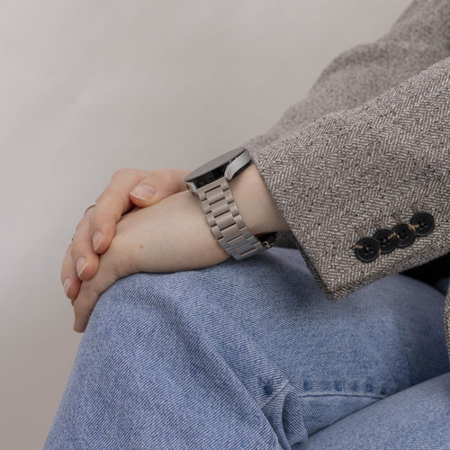 Samsung Galaxy Watch 4 - 44mm Steel Strap (Starlight)