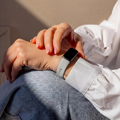 Fitbit Luxe Silicone Strap (Grey)