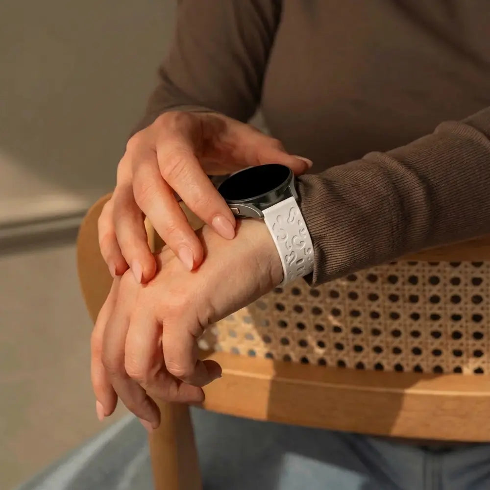 Bandz Garmin Bounce 2 Silicone Strap 'Leopard' (Starlight)